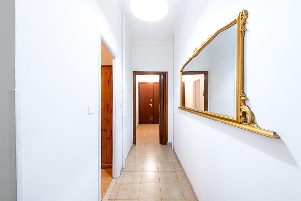Lori-house Apartment Rom
