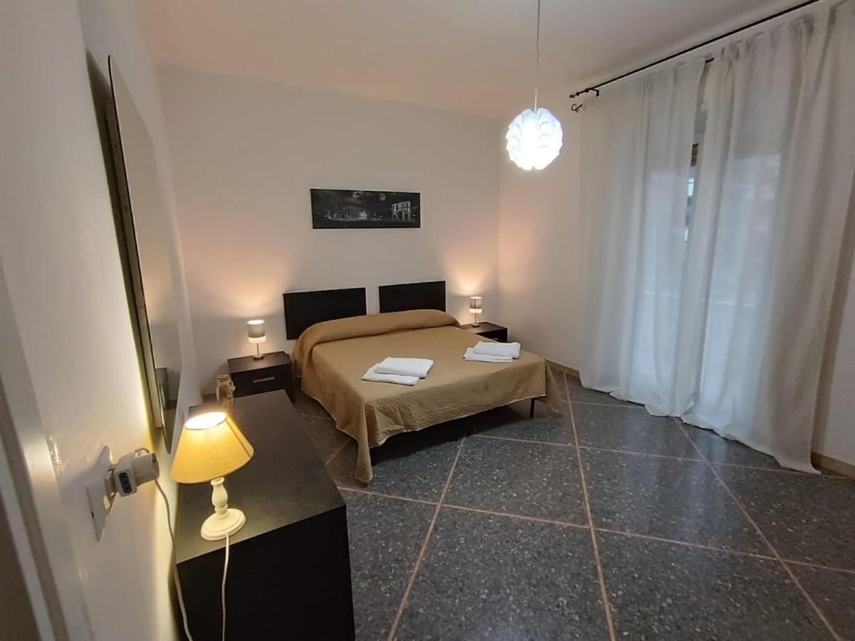 Lori-house Apartment Rom